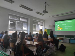 5.11.2024 Den pro školu - Přednáška na téma: Pojištění, CV, brigády